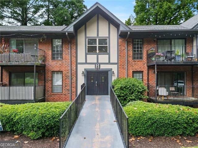 6851 Roswell Road H26, Atlanta, GA 30328