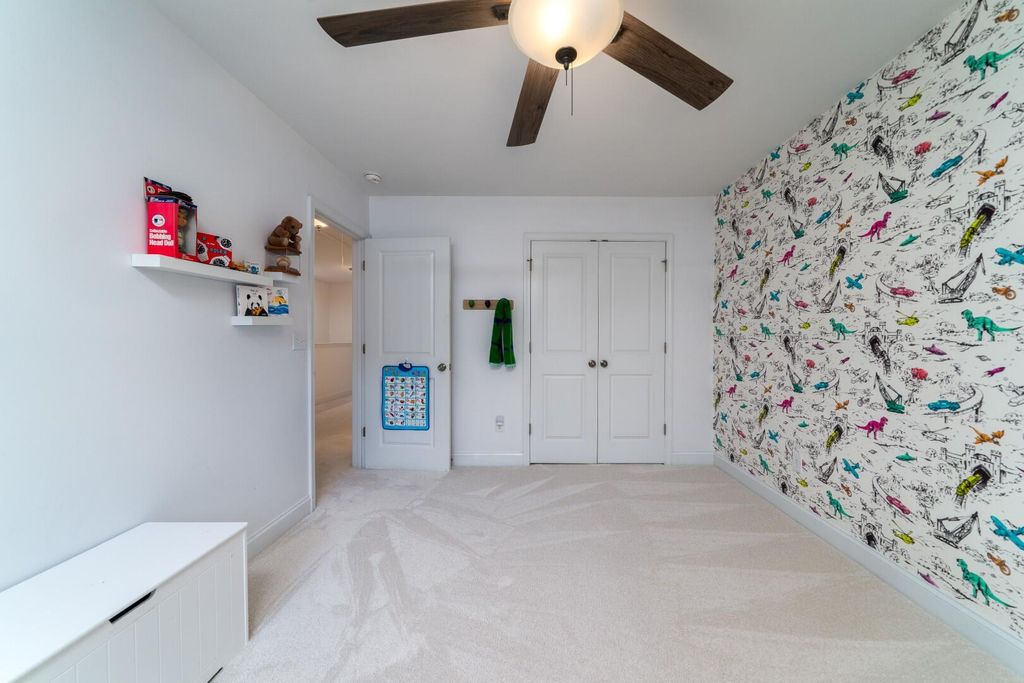 Image 21 of property listing at 3571 Bagley Drive, Mount Pleasant, SC 29466