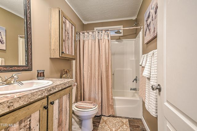 18378 Buffalo Pond Road, Bristol, VA 24202