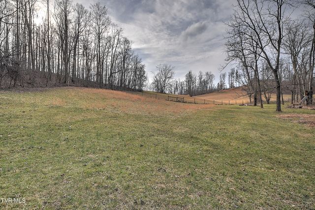 18378 Buffalo Pond Road, Bristol, VA 24202