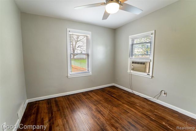 3991 Stolzenfeld Avenue, Warren, MI 48091