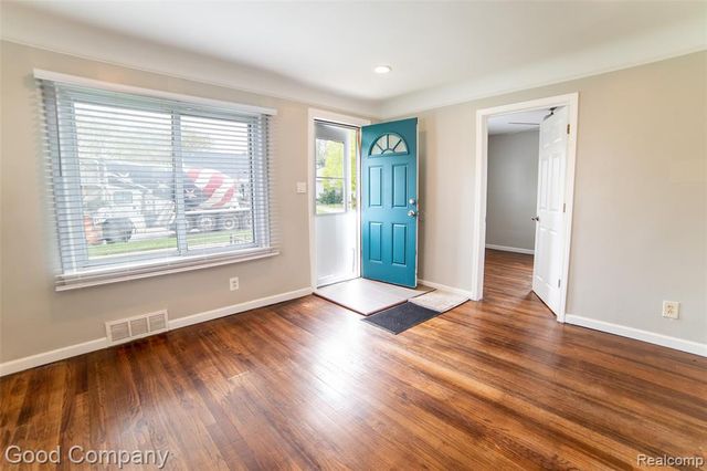 3991 Stolzenfeld Avenue, Warren, MI 48091