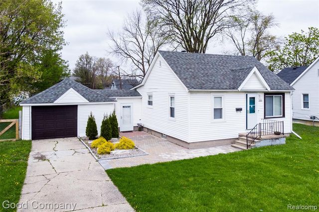 3991 Stolzenfeld Avenue, Warren, MI 48091
