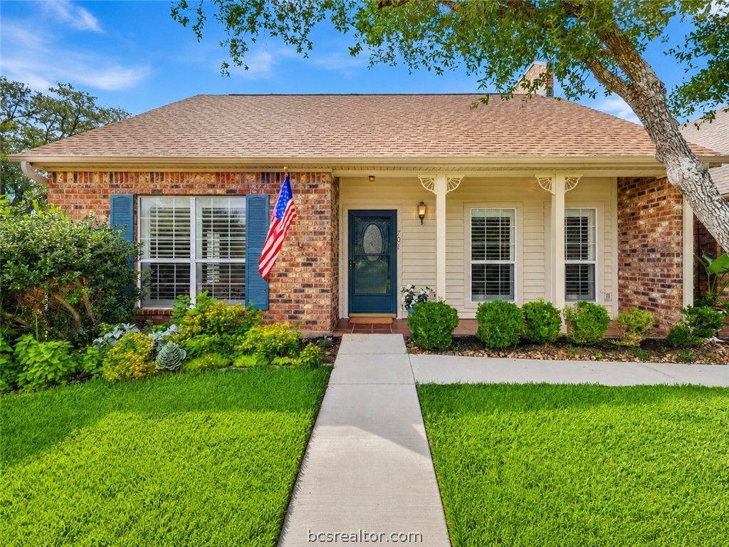 701 Walker Street, Bryan, TX 77802 — exterior