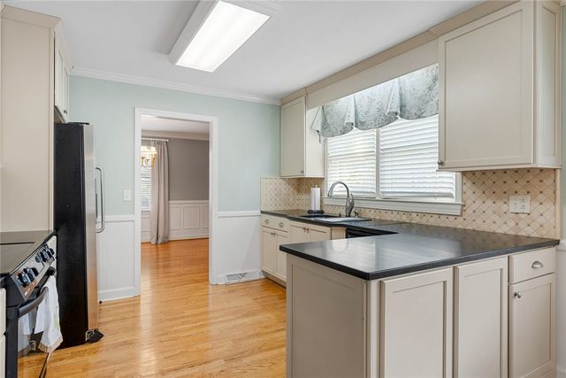 1211 Melbourne Drive, Anderson, SC 29621