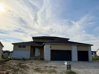 1385 S 81st Street, West Des Moines, IA 50266
