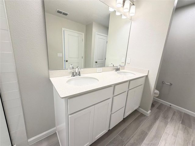 4120 CAMPSITE LOOP, Orlando, FL 32824