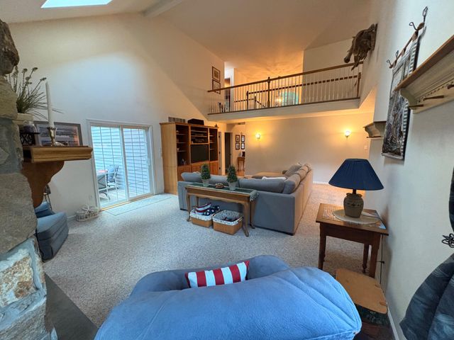 52 HESS RD, Boyertown, PA 19512