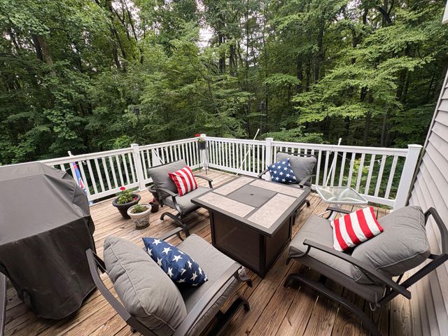 52 HESS RD, Boyertown, PA 19512