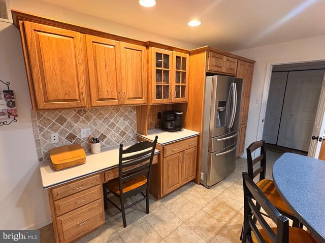 52 HESS RD, Boyertown, PA 19512
