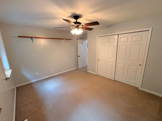 52 HESS RD, Boyertown, PA 19512