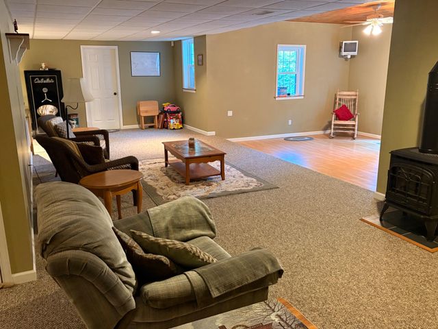 52 HESS RD, Boyertown, PA 19512