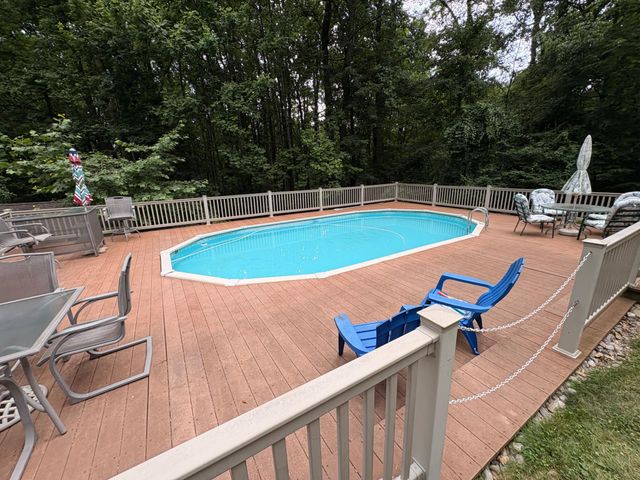 52 HESS RD, Boyertown, PA 19512