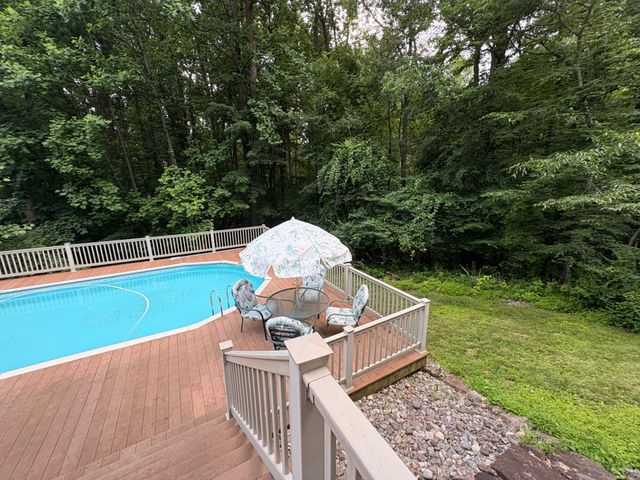 52 HESS RD, Boyertown, PA 19512