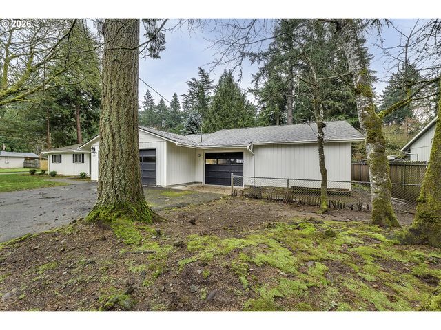 6096 HARRINGTON Ave, Lake Oswego, OR 97035