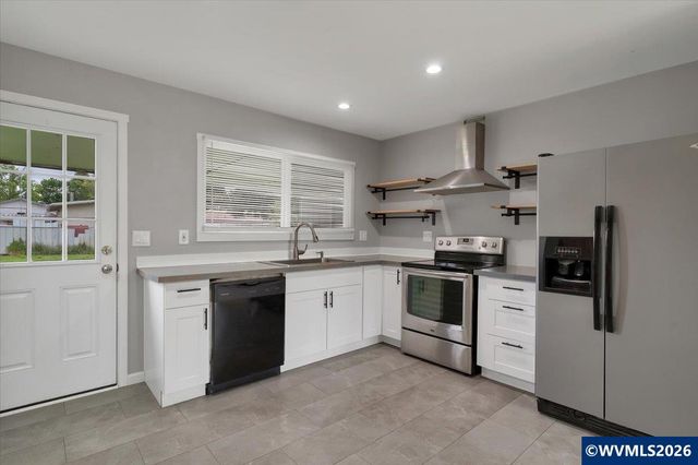 455 Marino Dr N, Keizer, OR 97303