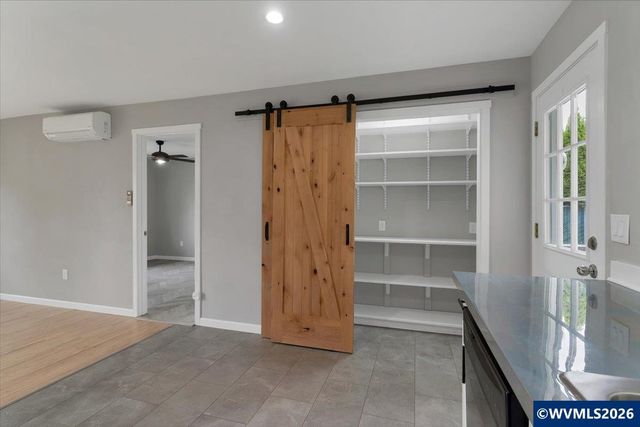 455 Marino Dr N, Keizer, OR 97303