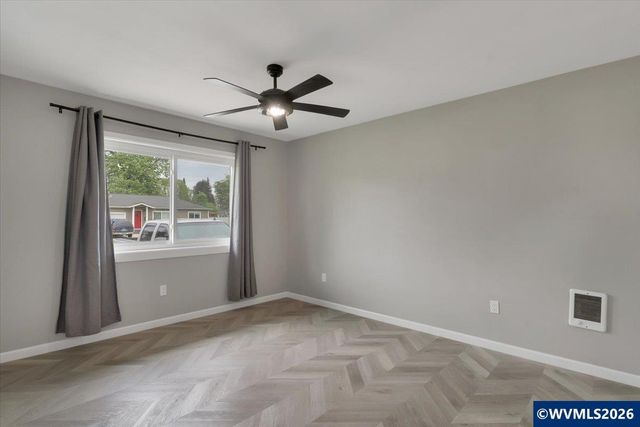 455 Marino Dr N, Keizer, OR 97303