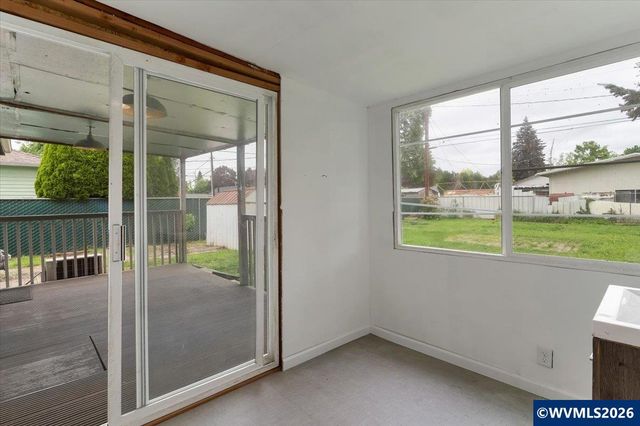 455 Marino Dr N, Keizer, OR 97303