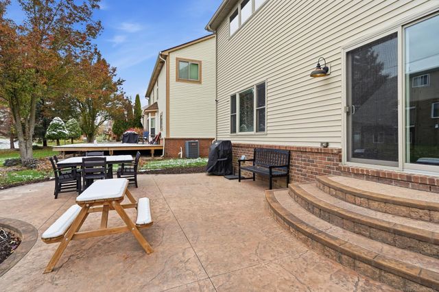 922 Chelsea Boulevard, Oxford Twp, MI 48371