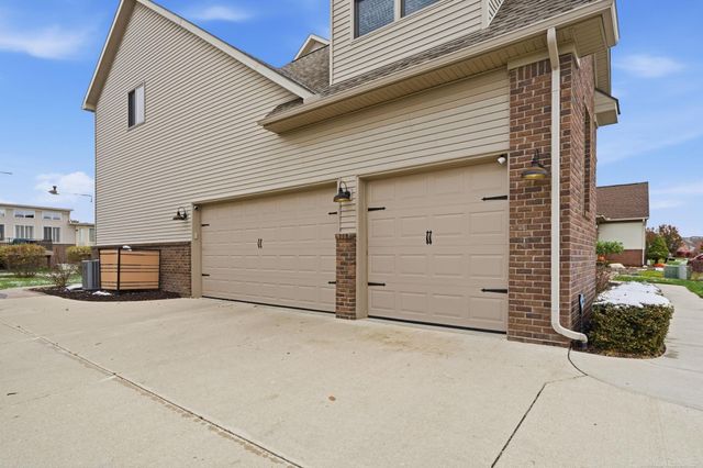 922 Chelsea Boulevard, Oxford Twp, MI 48371