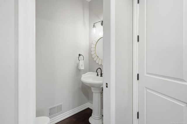 922 Chelsea Boulevard, Oxford Twp, MI 48371