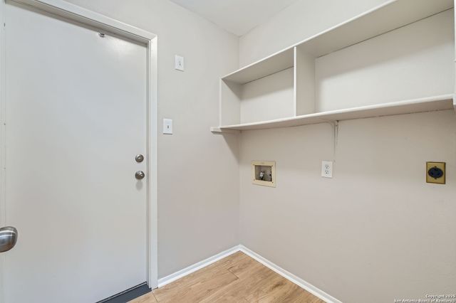 7123 Winter Ridge, Converse, TX 78109