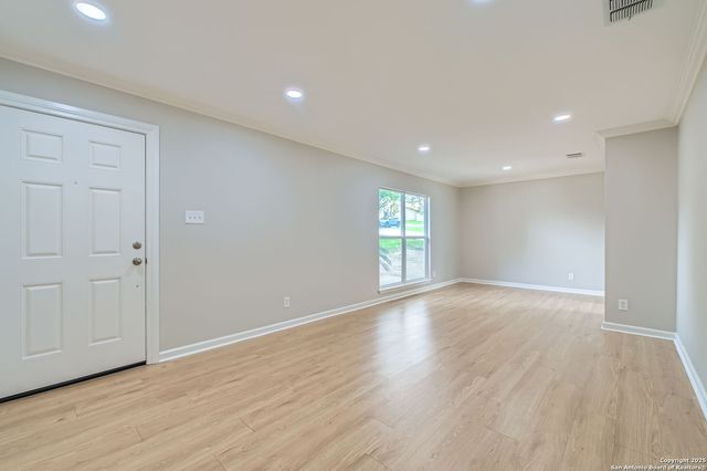 7123 Winter Ridge, Converse, TX 78109