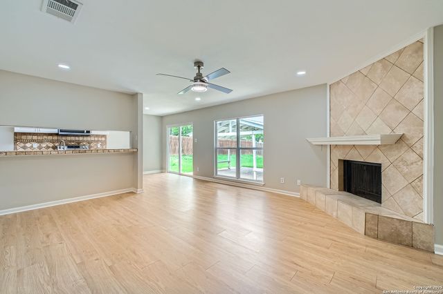 7123 Winter Ridge, Converse, TX 78109