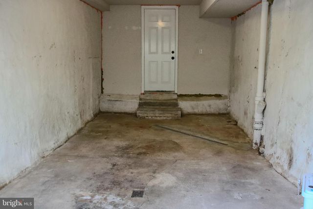 4929 SANSOM ST, Philadelphia, PA 19139