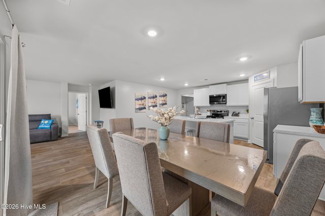 3025 Course Lane, Surf City, NC 28445