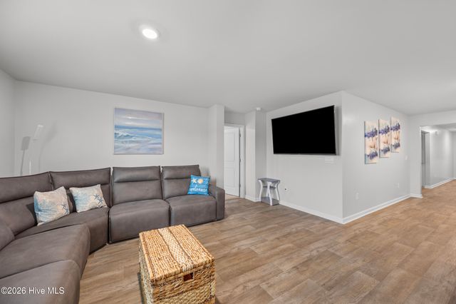 3025 Course Lane, Surf City, NC 28445