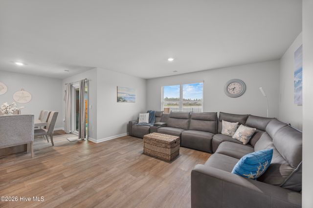 3025 Course Lane, Surf City, NC 28445