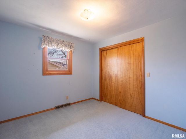 216 SCHRAMM Drive, Pekin, IL 61554