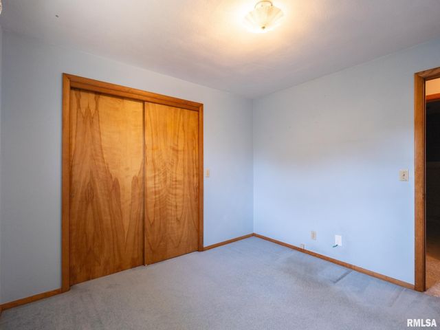 216 SCHRAMM Drive, Pekin, IL 61554