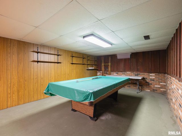 216 SCHRAMM Drive, Pekin, IL 61554