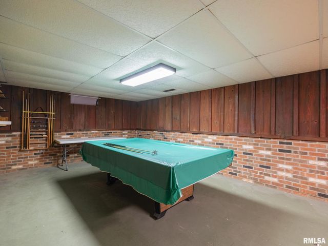 216 SCHRAMM Drive, Pekin, IL 61554