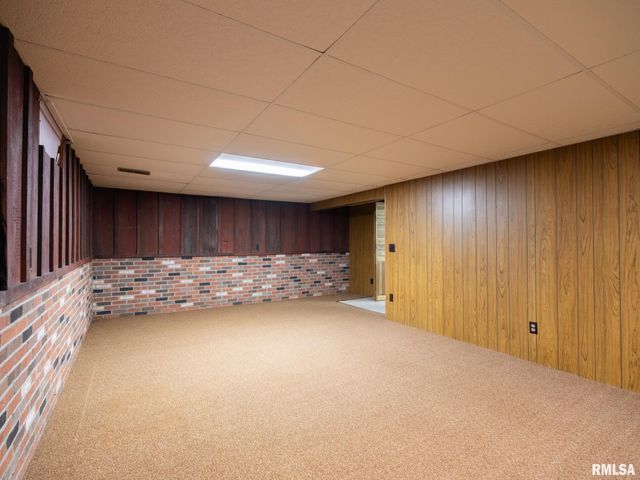 216 SCHRAMM Drive, Pekin, IL 61554