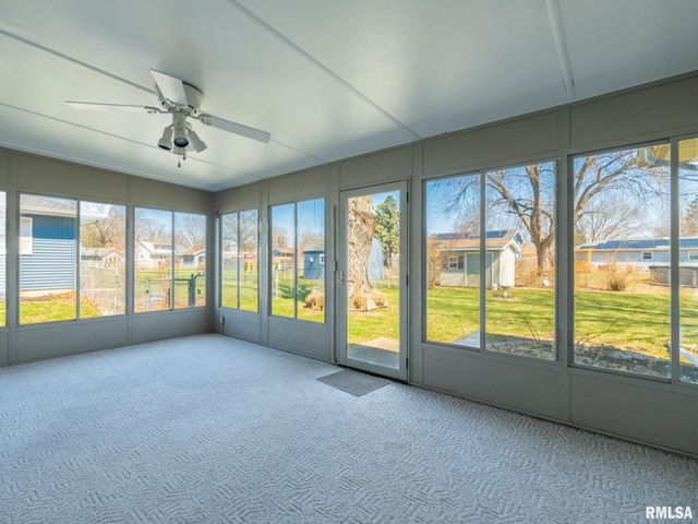 216 SCHRAMM Drive, Pekin, IL 61554