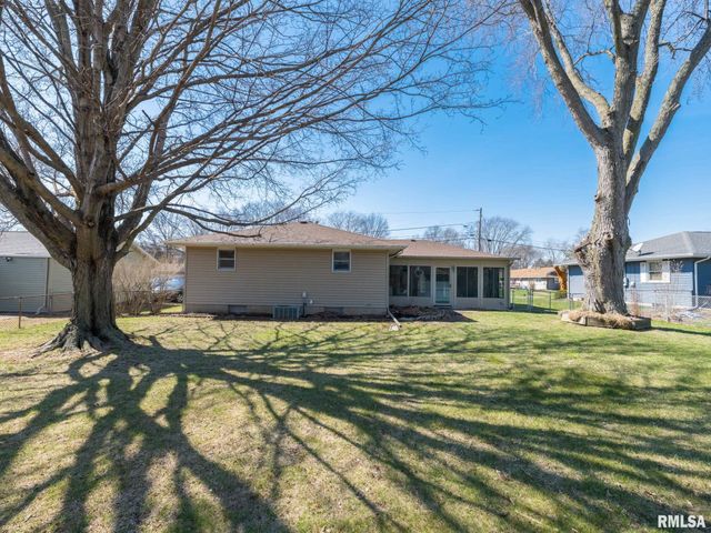 216 SCHRAMM Drive, Pekin, IL 61554