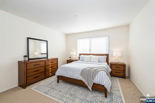 4125 Hilltop Road, Mahwah, NJ 07430