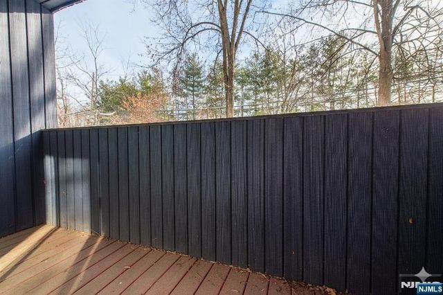 4125 Hilltop Road, Mahwah, NJ 07430