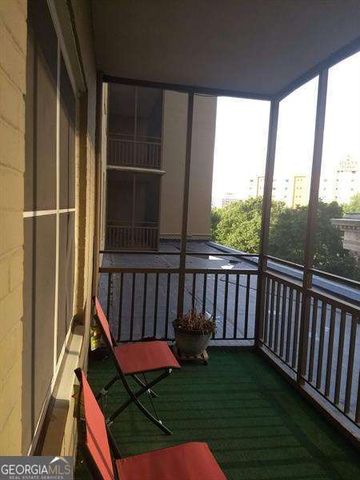 300 W Peachtree Street 3I, Atlanta, GA 30308