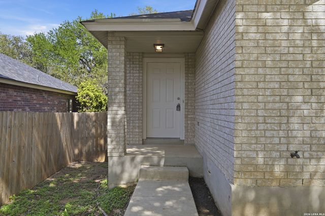 15824 Lomita Springs, San Antonio, TX 78247