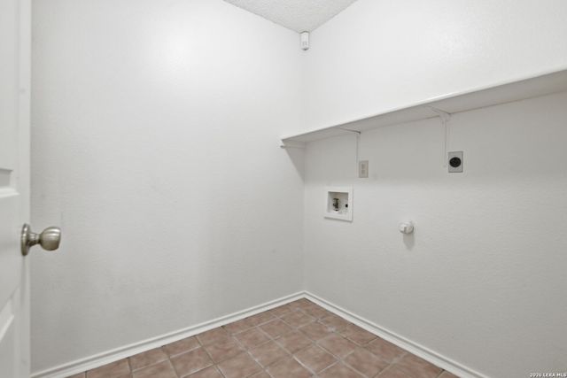 15824 Lomita Springs, San Antonio, TX 78247