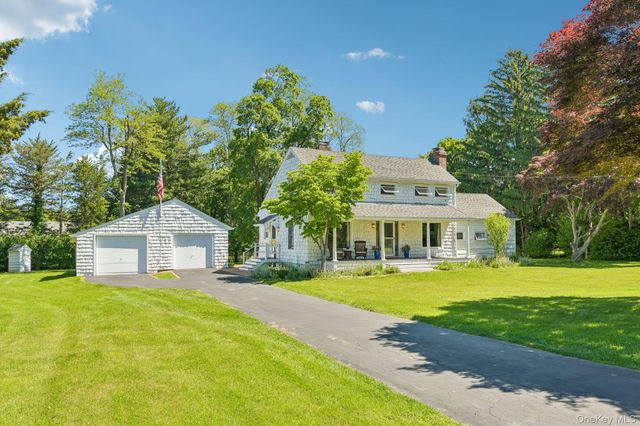 38 Conscience Circle, East Setauket, NY 11733