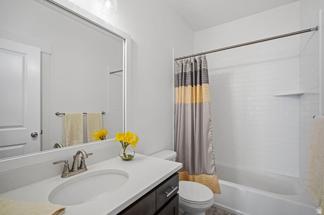 4629 W ISLA DAYBREAK RD, South Jordan, UT 84009