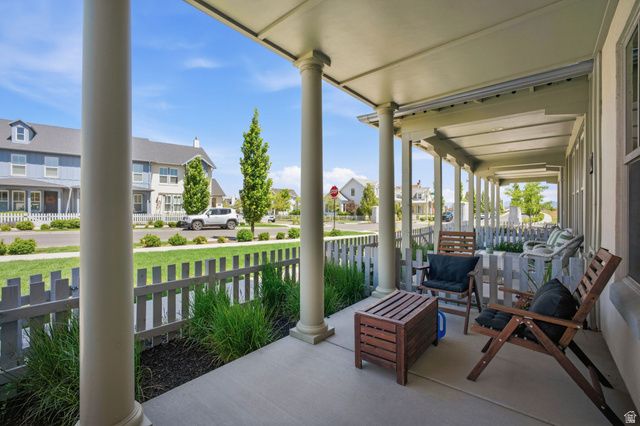 4629 W ISLA DAYBREAK RD, South Jordan, UT 84009