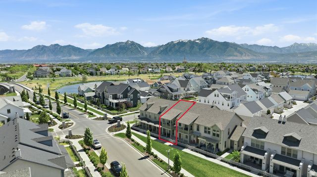 4629 W ISLA DAYBREAK RD, South Jordan, UT 84009