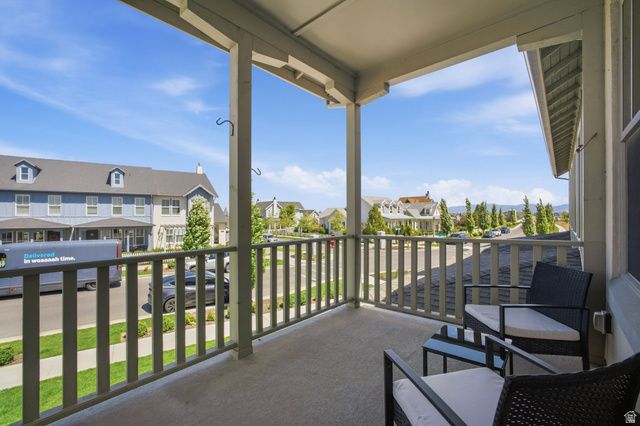 4629 W ISLA DAYBREAK RD, South Jordan, UT 84009